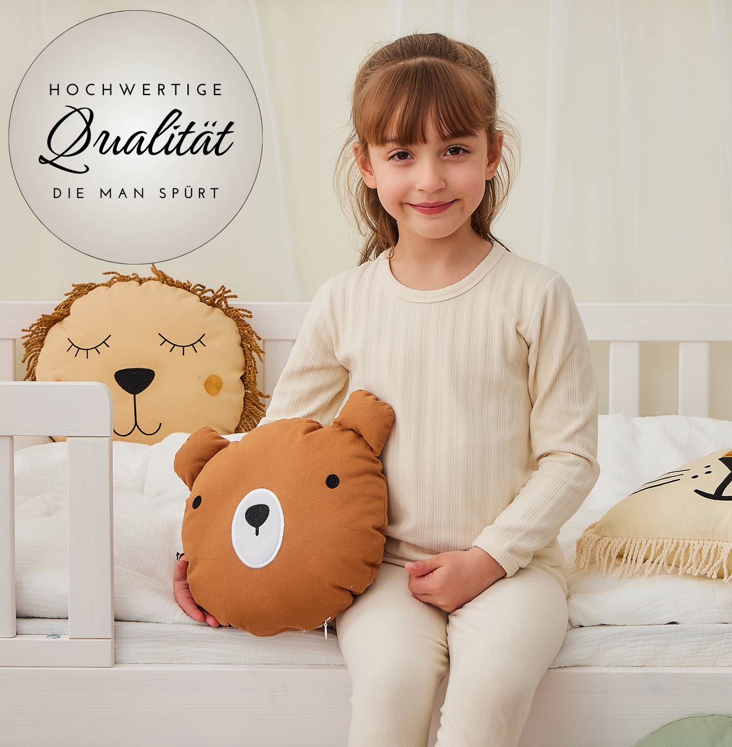 Heiko-Bär I Kinder Dekokissen ⌀28 cm .