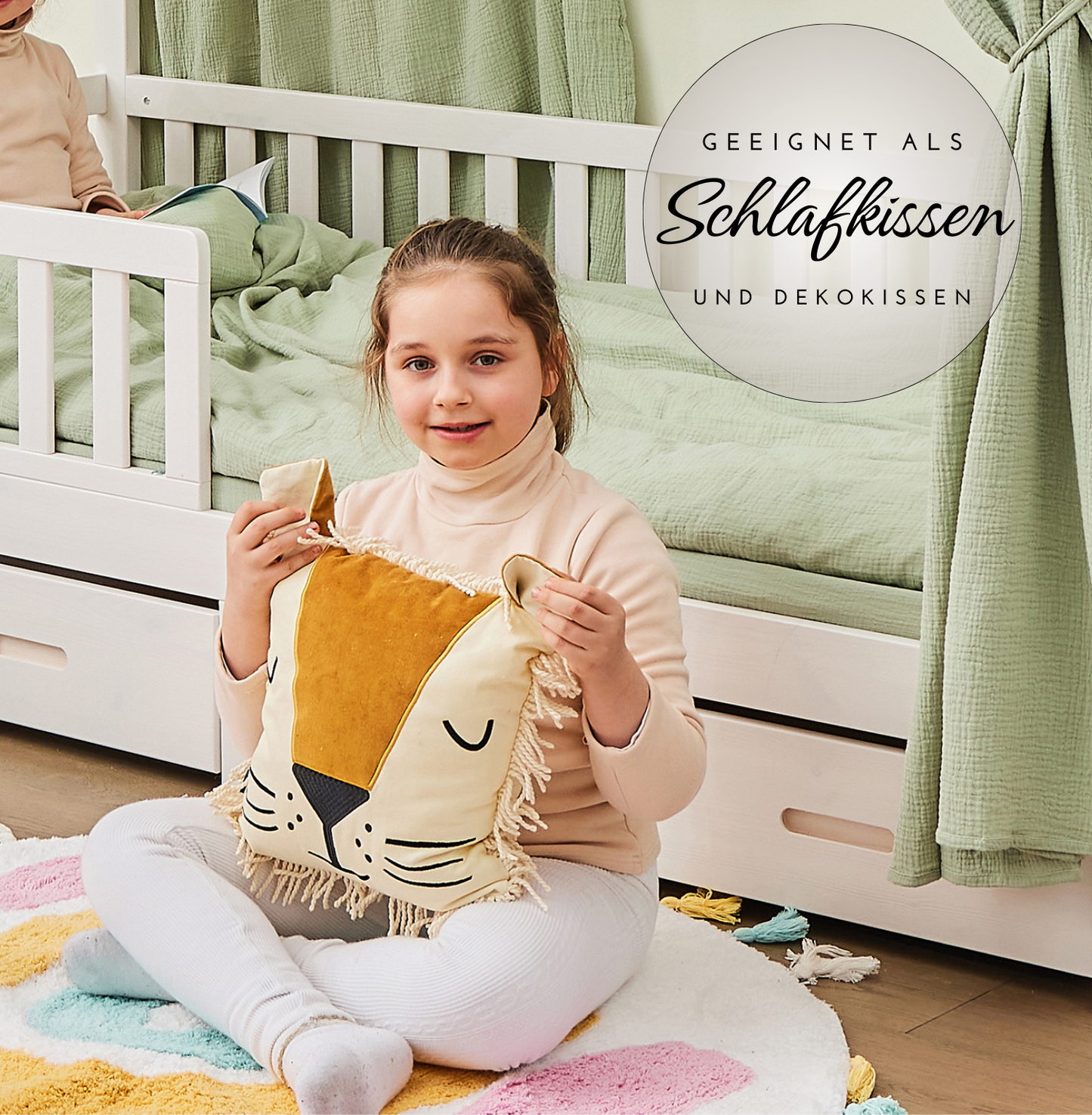 Simba-Löwe I PILLOW LION ⌀32 cm .