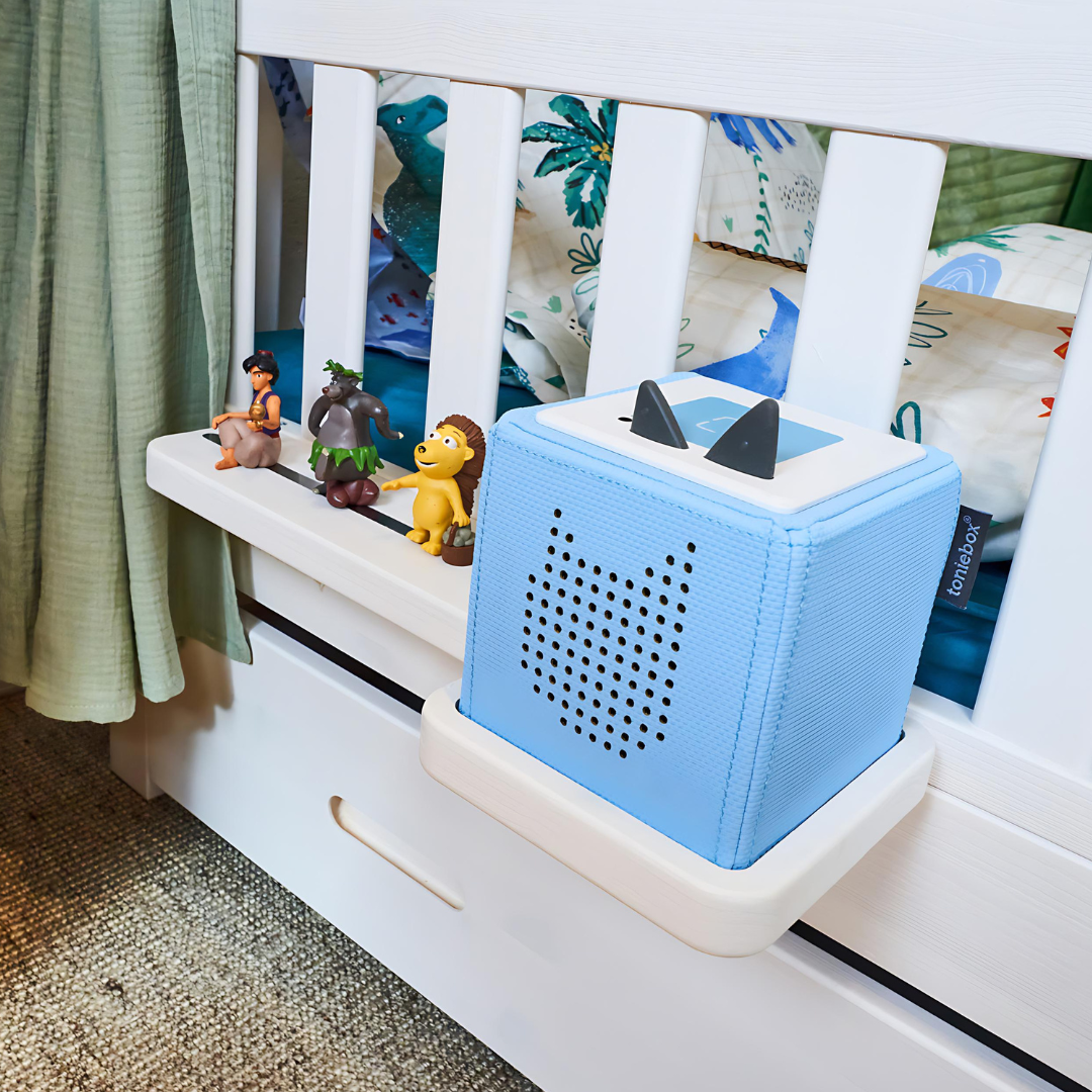Hausbett Cloud Komplett-Set mit Toniebox Regal Kinderbett.