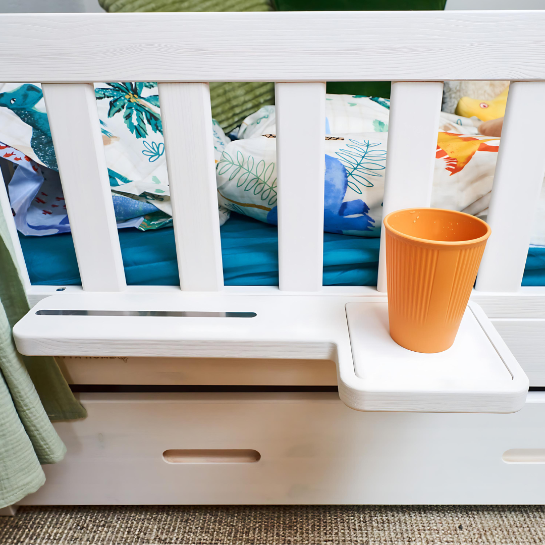 Hausbett Cloud Komplett-Set mit Toniebox Regal Kinderbett.
