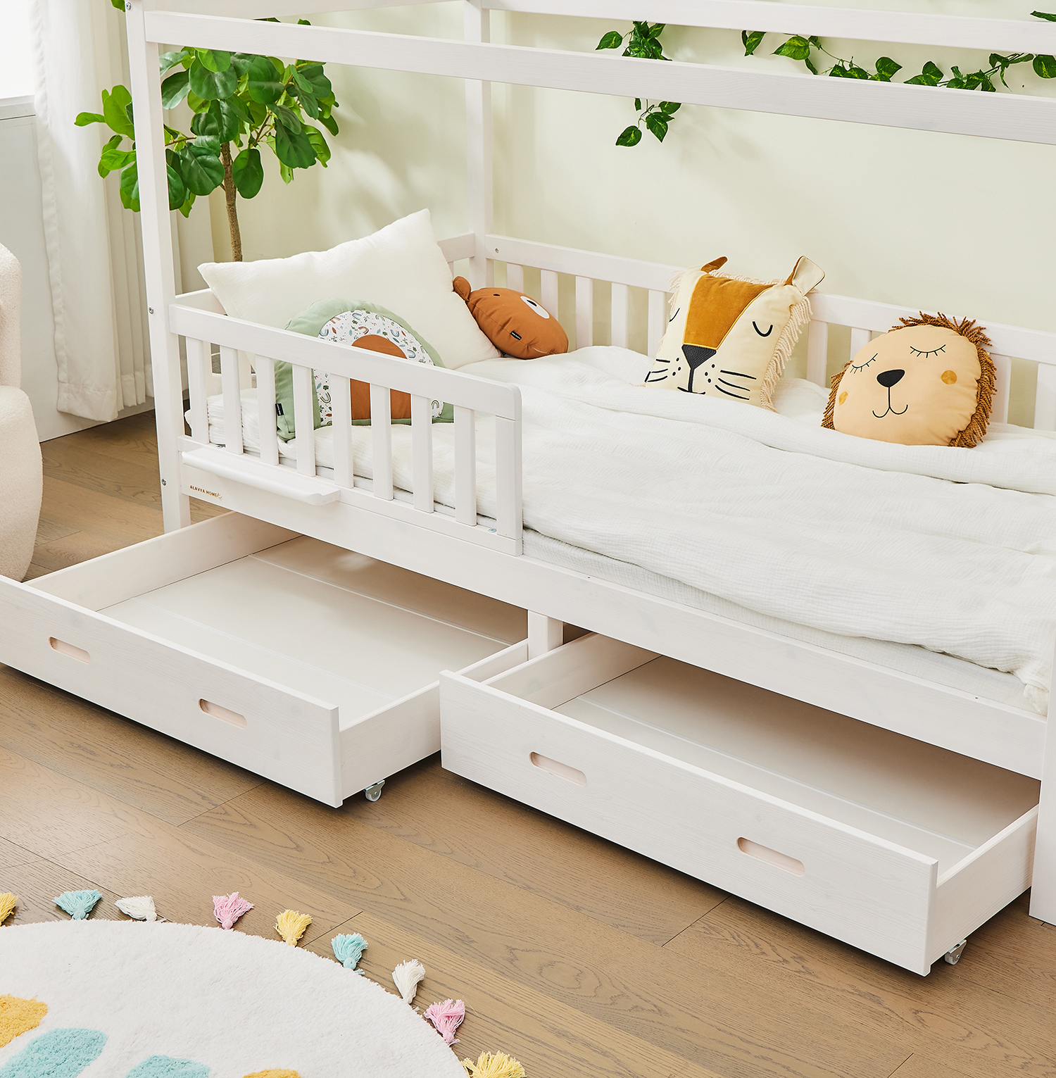 Hausbett CLOUD Komplett-Set mit Musselin Dekoset & Vorhang Kinderbett.